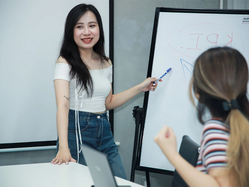 thân cư quan lộc đi cùng sao tốt